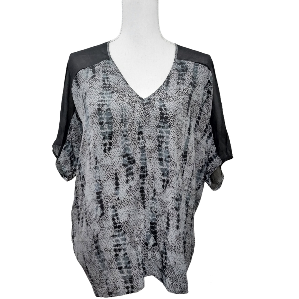 Eileen Fisher silk black gray v-neck top S